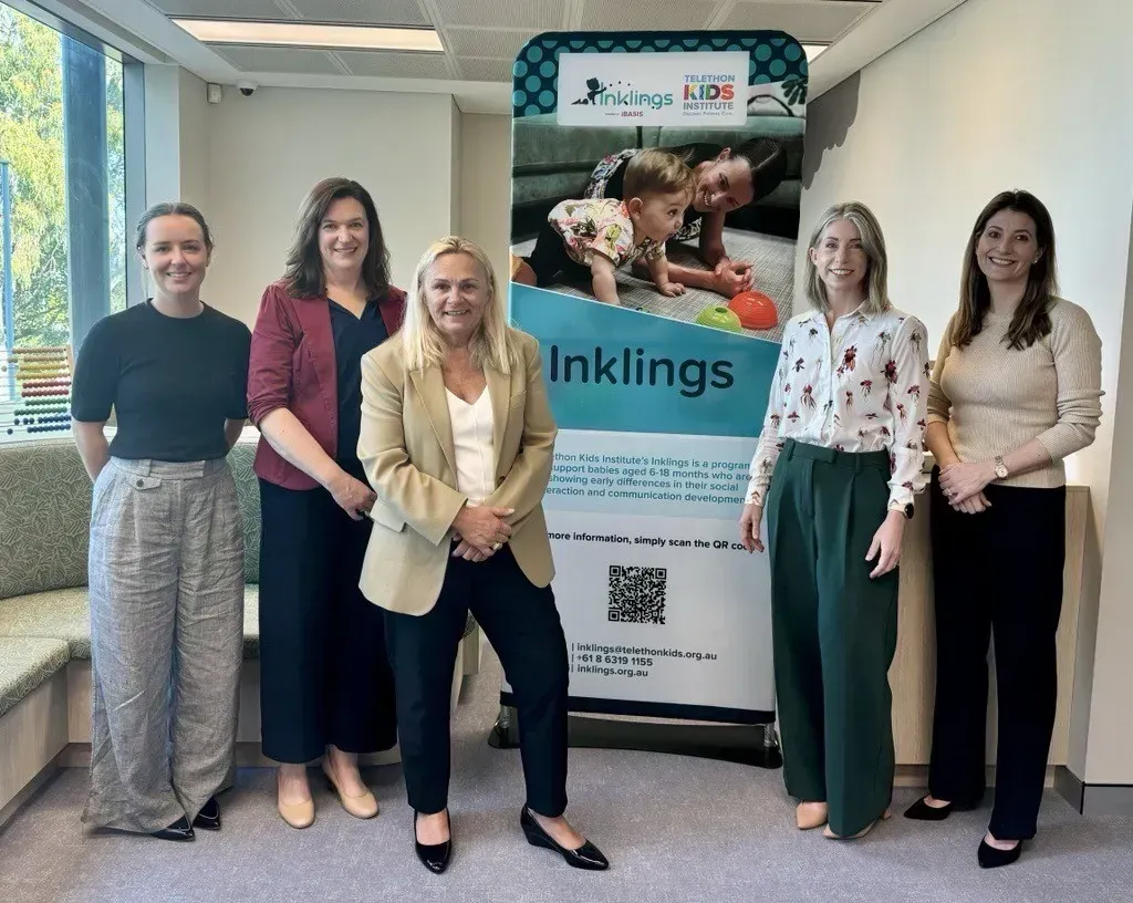 Minister Winton and Inklings Representatives at CliniKids Office